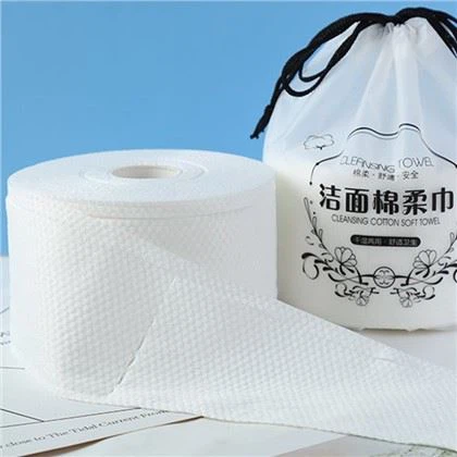 Serviette de visage jetable